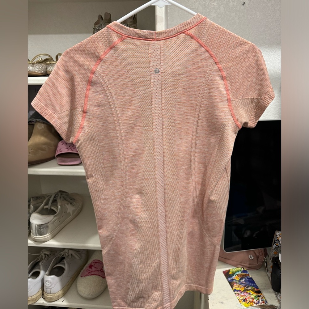 Lululemon Swiftly Tech Short Sleeve